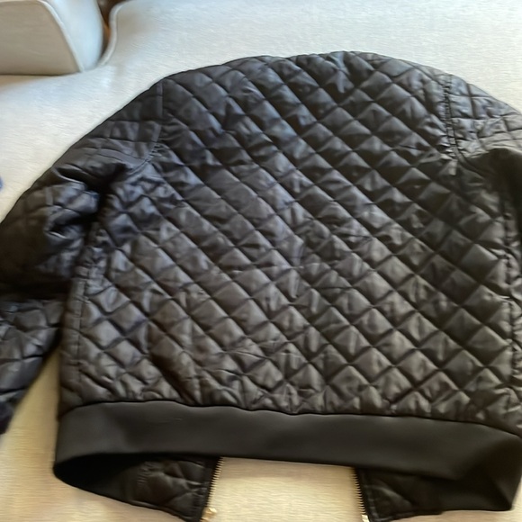 quilted black bomber jacket - Picture 4 of 4